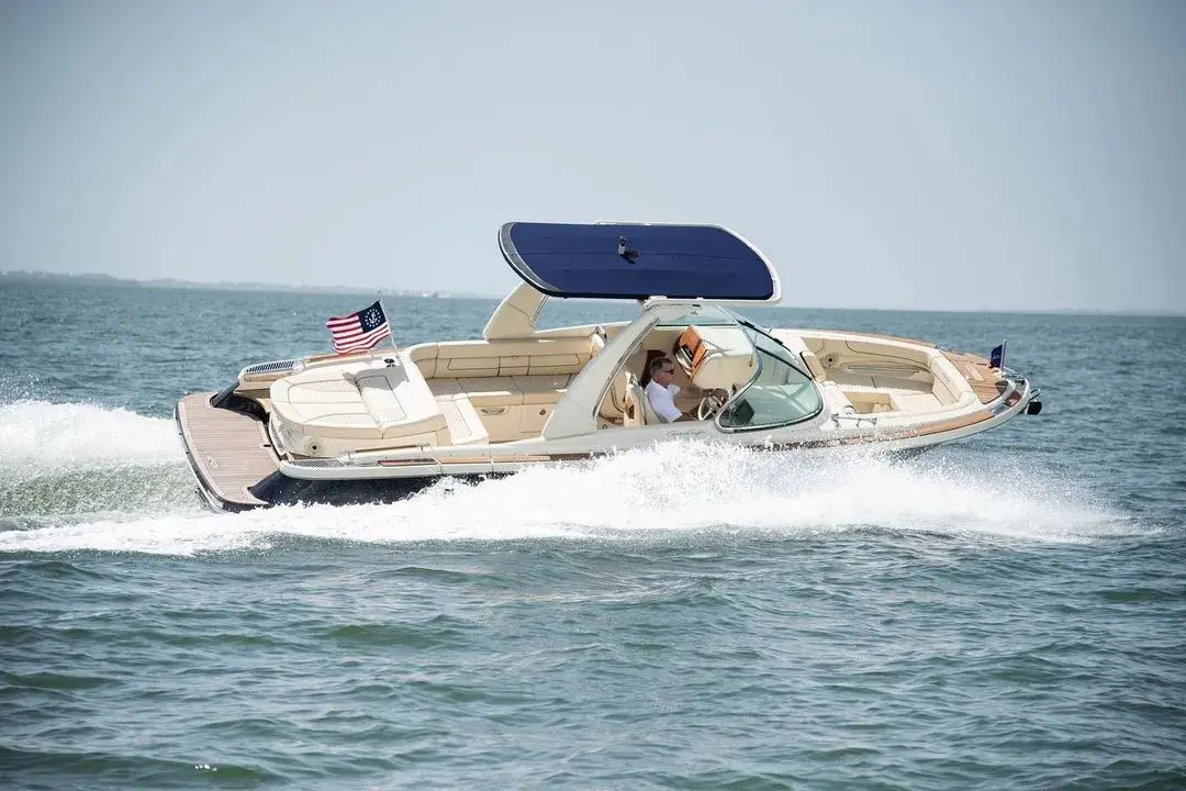 ChrisCraft Launch 25GT