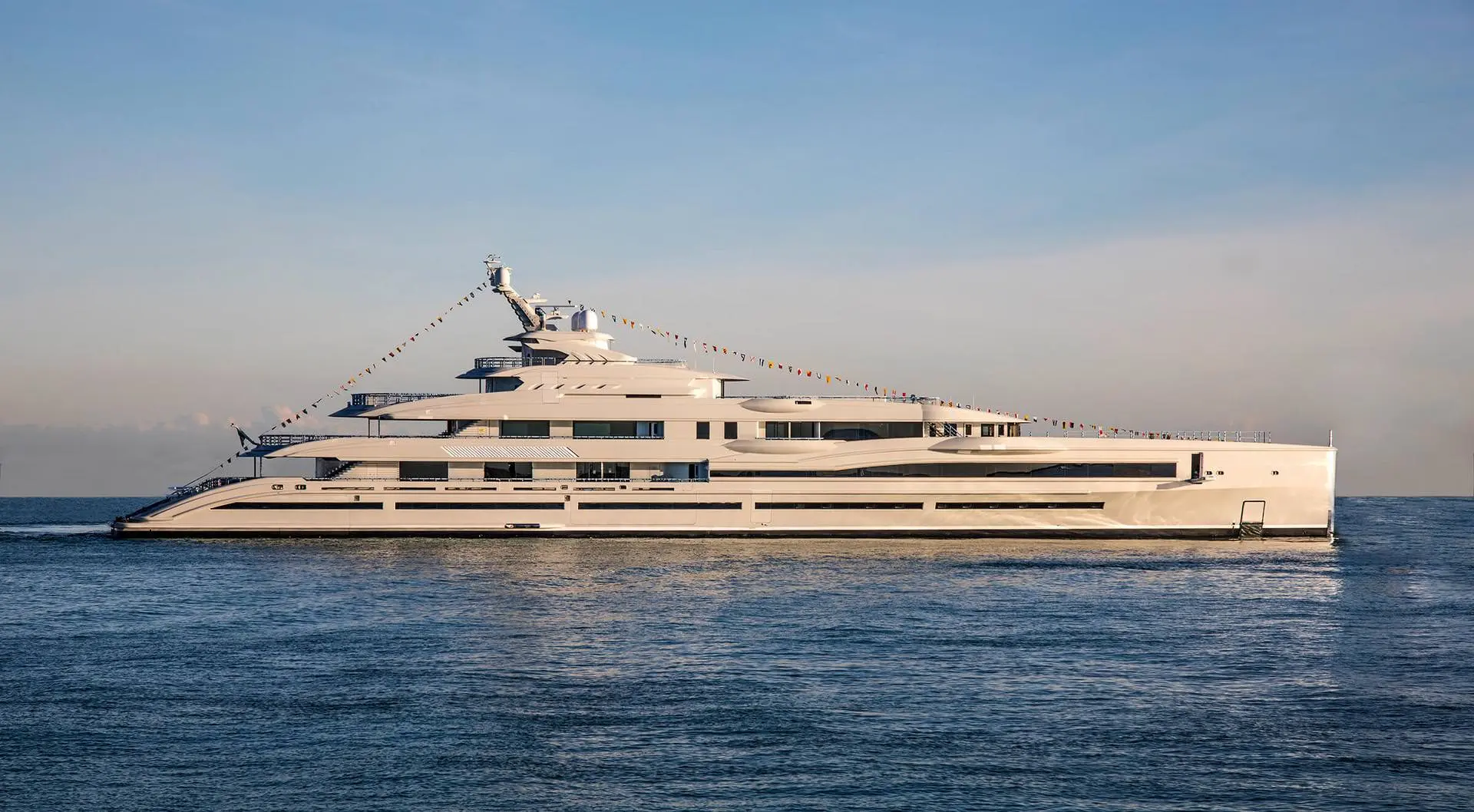Benetti Giga FB277 M-Y LANA