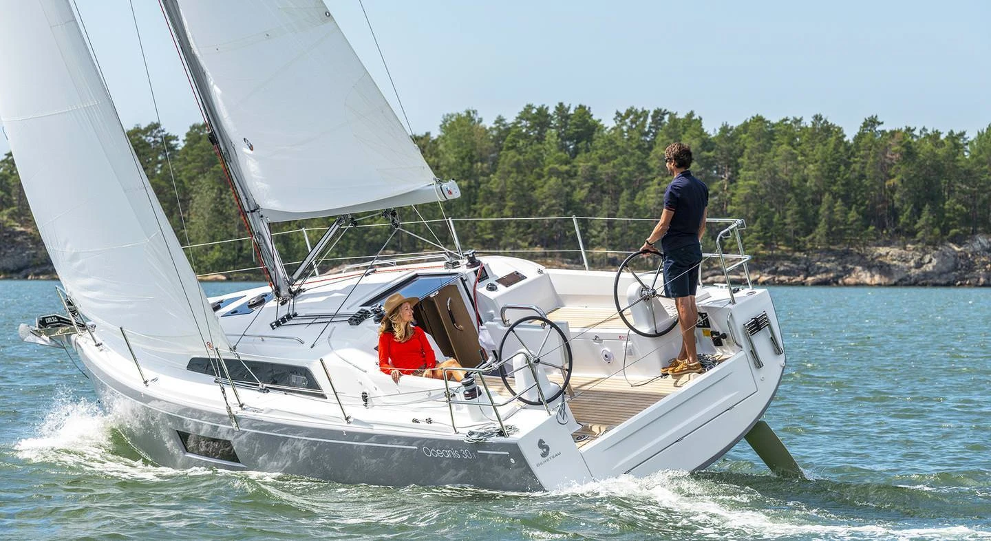 Beneteau Oceanis 30 1