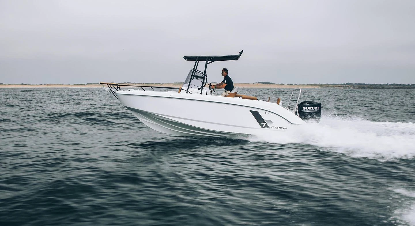 Beneteau Flyer 7 Space deck 