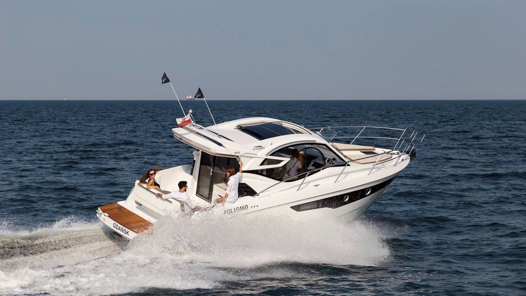 Galeon 310 HTS