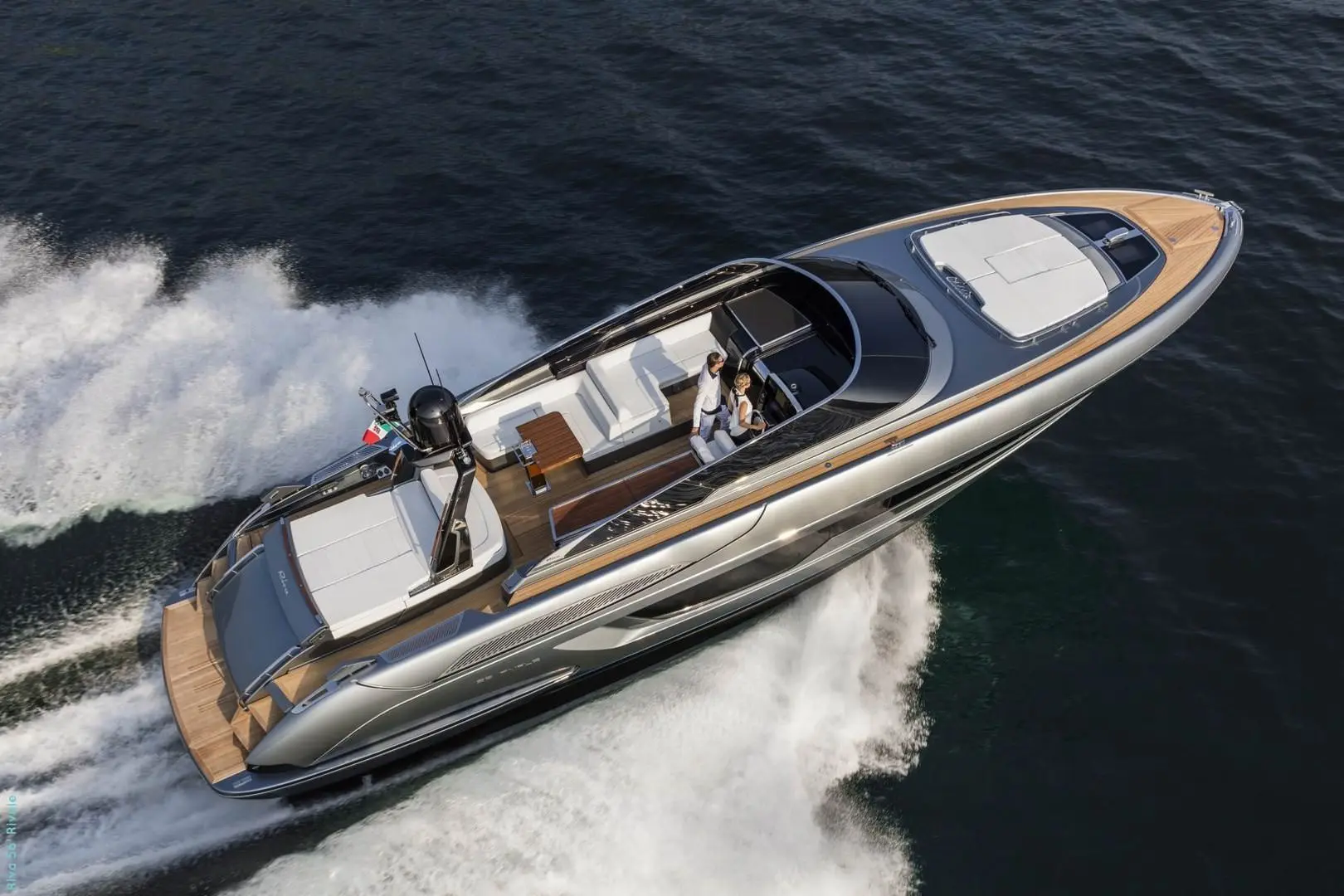 Riva Bahamas V12 1550